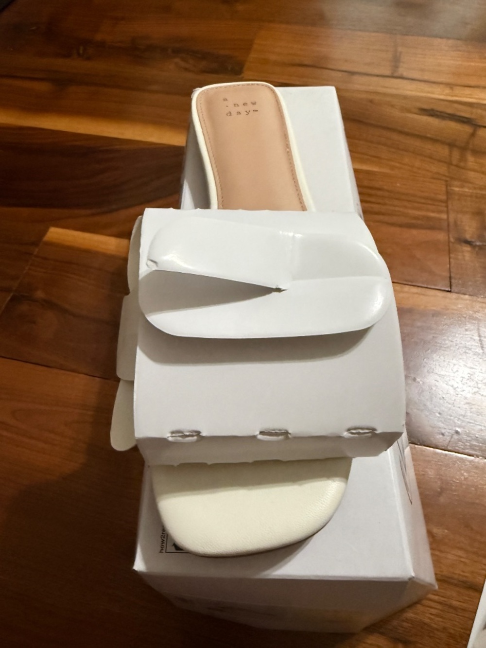 Women's Alyssa Floral Slide Sandals - A New Day White (size 10, NWT) - Picture 14 of 15